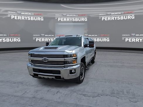 Used 2016 Chevrolet Silverado 2500 LT w/ LT Convenience Package AWD/4WD image 3