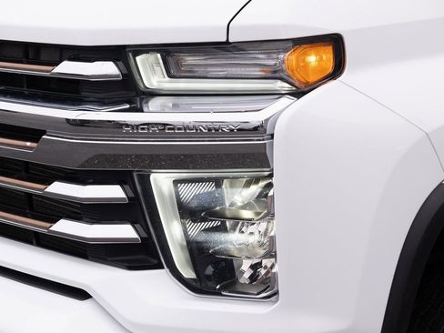 Used 2023 Chevrolet Silverado 3500 High Country image 24