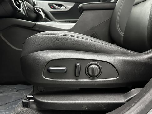 Used 2024 Chevrolet Blazer LT w/ Sound & Technology Package image 12