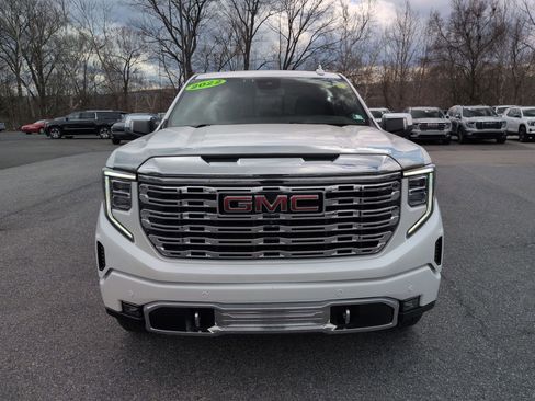 Used 2022 GMC Sierra 1500 Denali image 2