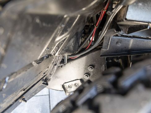 Used 2000 HUMMER H1 4-Passenger Wgn Enclosed image 28