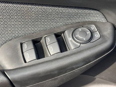 Certified 2025 Chevrolet TrailBlazer LT w/ Driver Confidence Package image 16