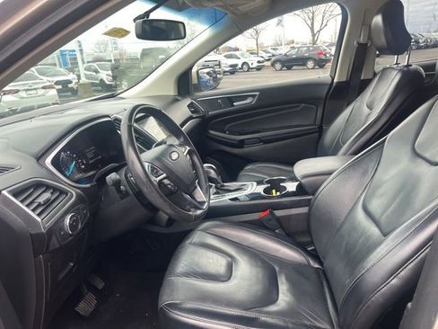 Used 2017 Ford Edge Titanium image 21