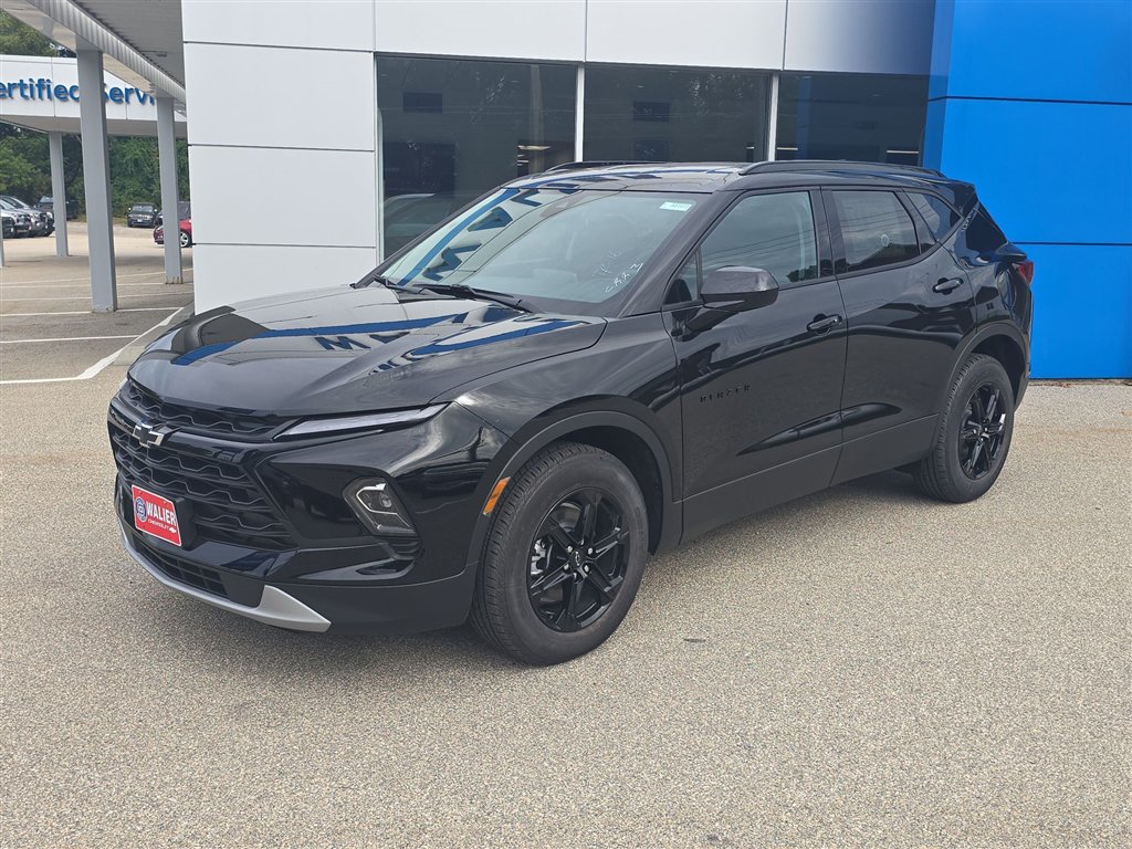 New 2026 Chevrolet Blazer LT w/ Midnight/Sport Edition AWD/4WD image 1
