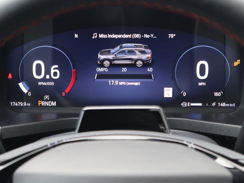 Used 2025 Ford Explorer ST image 21