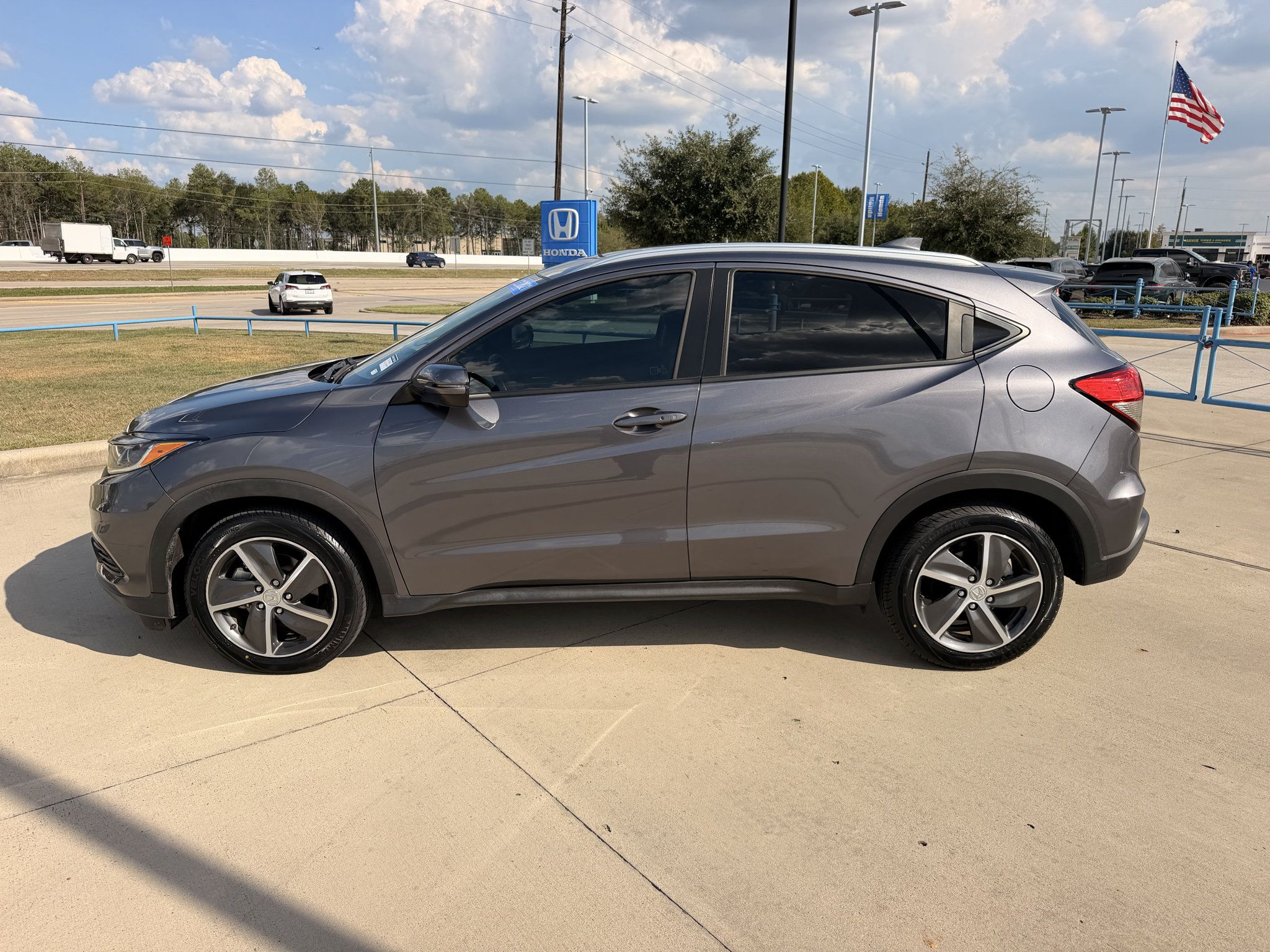 Certified 2021 Honda HR-V EX-L image 5