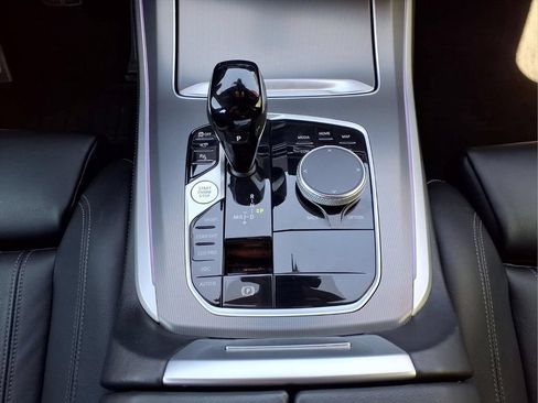 Used 2022 BMW X5 xDrive40i AWD/4WD image 22
