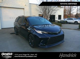 Used 2025 Toyota Sienna XSE video 1