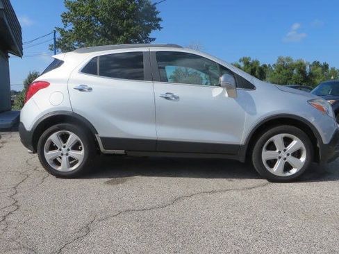 Used 2016 Buick Encore FWD image 6