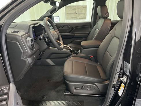 New 2026 Chevrolet Colorado Trail Boss AWD/4WD image 3