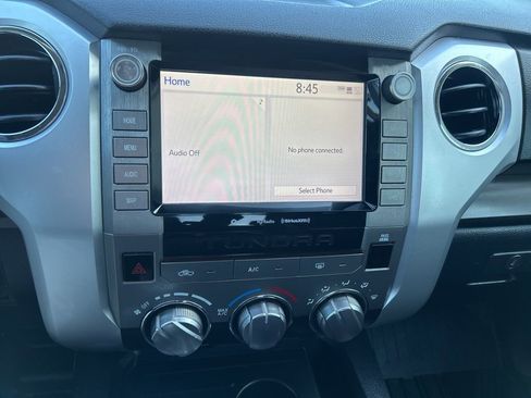 Used 2020 Toyota Tundra SR5 w/ SR5 Upgrade Package image 21