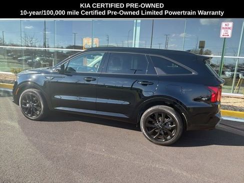 Certified 2023 Kia Sorento SX image 12