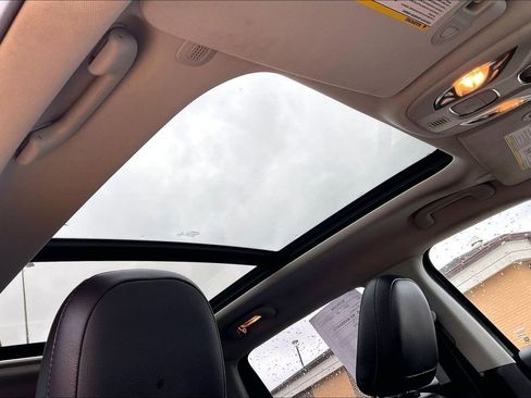 Used 2021 Jeep Compass Limited w/ Sun and Sound Group image 23