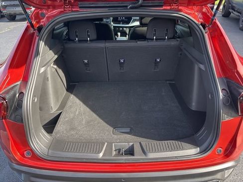 Used 2024 Chevrolet Trax RS w/ Driver Confidence Package image 16