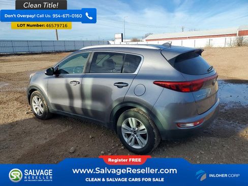 Used 2018 Kia Sportage LX w/ LX Technology Package FWD image 3