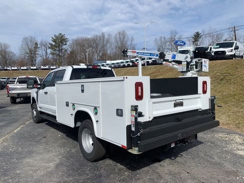 New 2024 Ford F350 XL w/ XL Chrome Package AWD/4WD image 8