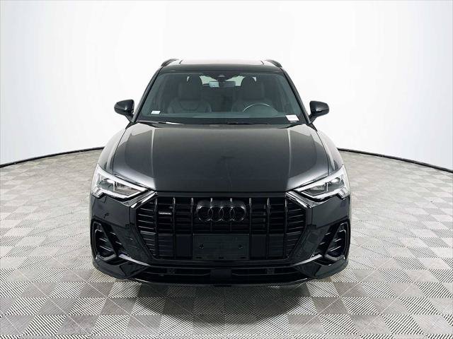 Certified 2024 Audi Q3 2.0T Premium w/ Convenience Package AWD/4WD image 2