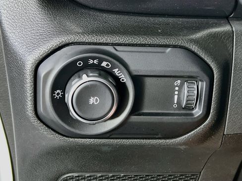 Used 2023 Jeep Wrangler Unlimited Sport AWD/4WD image 10