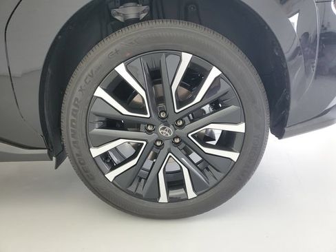 Used 2026 Toyota bZ FWD image 13