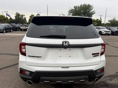 Used 2023 Honda Passport TrailSport image 9