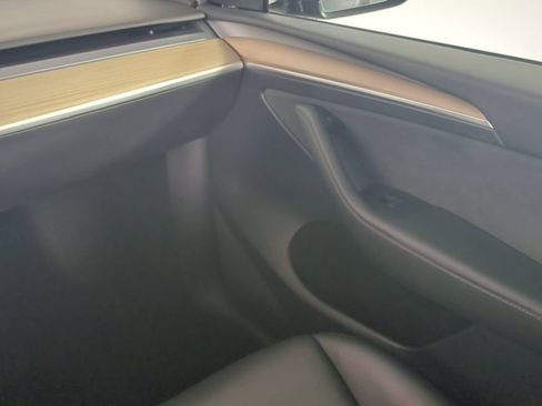 Used 2023 Tesla Model Y Long Range AWD/4WD image 20