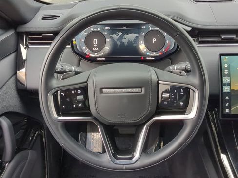 Used 2025 Land Rover Range Rover Sport SE image 24