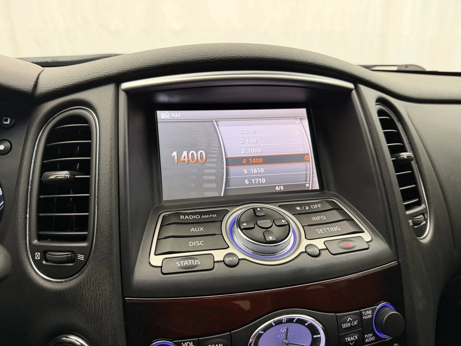 Used 2017 INFINITI QX50 AWD w/ Premium Package image 13