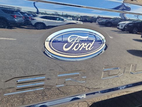 Used 2024 Ford F250 Lariat w/ Lariat Ultimate Package AWD/4WD image 29