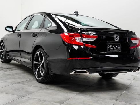 Used 2022 Honda Accord Sport image 11