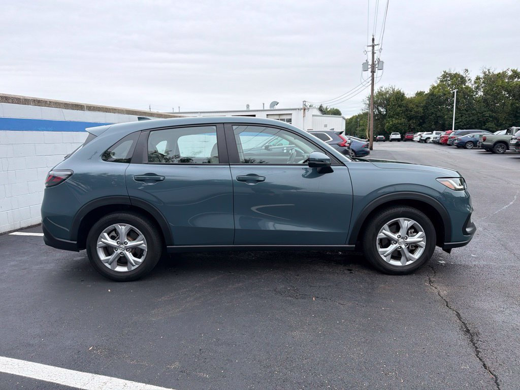 Certified 2024 Honda HR-V LX image 6