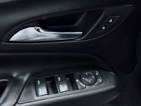 Used 2022 Chevrolet Equinox LT AWD/4WD image 14