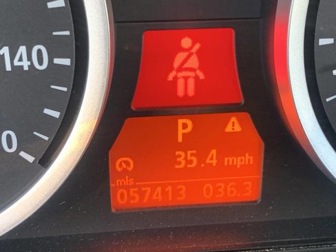 Used 2006 Jaguar XJ8 image 17