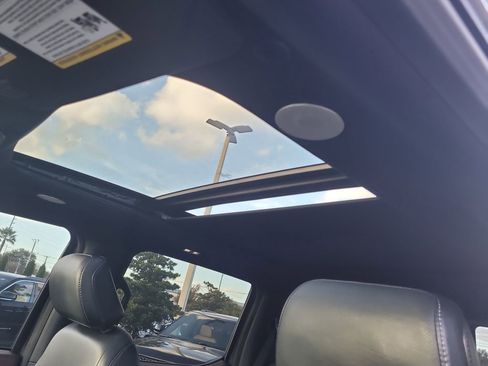 Used 2022 Ford F150 Lariat w/ Equipment Group 502A High image 18