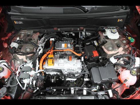 New 2026 Cadillac Vistiq Sport w/ LPO, Floor Liner Package AWD/4WD image 21