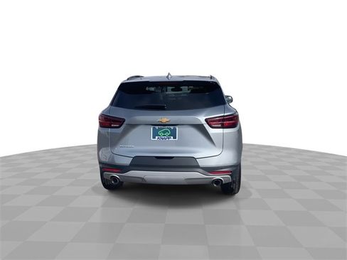 Certified 2025 Chevrolet Blazer LT w/ Convenience Package image 7