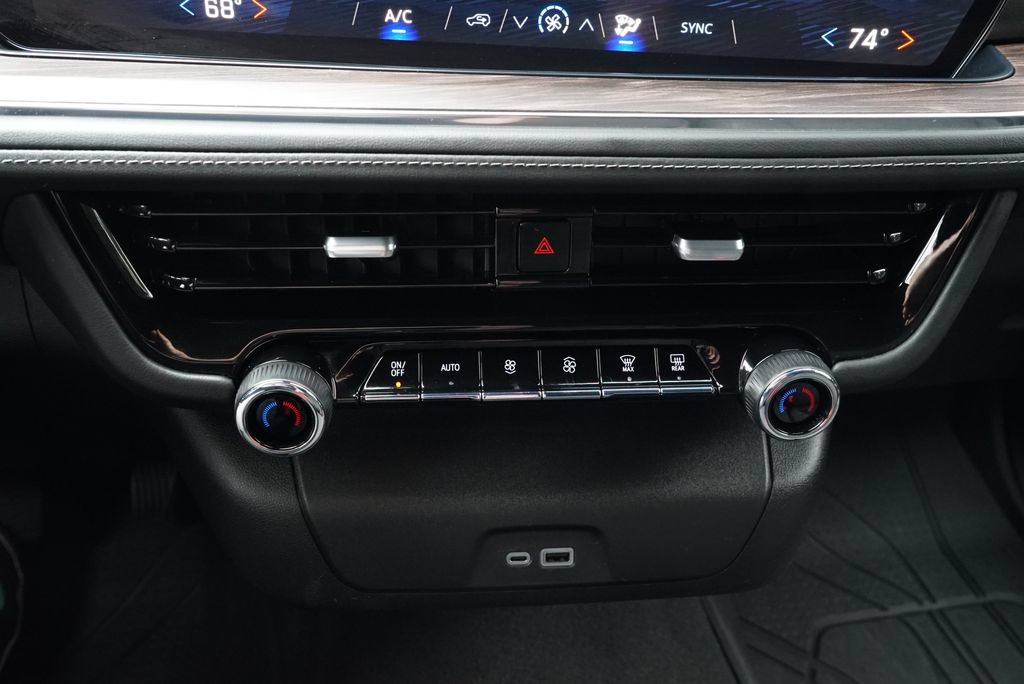 Used 2026 Chevrolet Tahoe LS AWD/4WD image 14