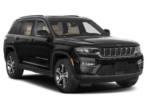 Used 2024 Jeep Grand Cherokee Overland image 6
