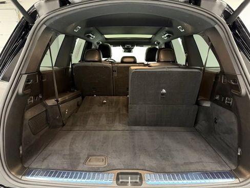 Used 2022 Mercedes-Benz GLS 450 4MATIC image 28