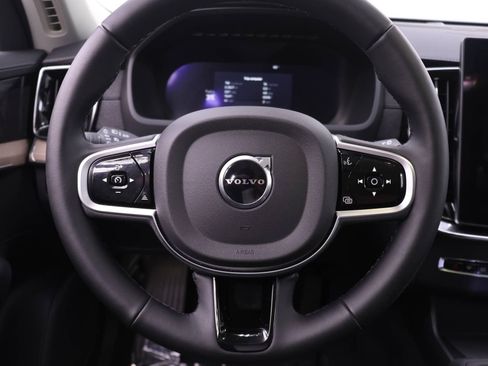 New 2026 Volvo XC90 B6 Plus w/ Protection Package Premier image 18