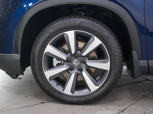Used 2025 Honda Pilot Touring image 31