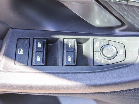 Used 2024 BMW 540i xDrive w/ Premium Package image 20