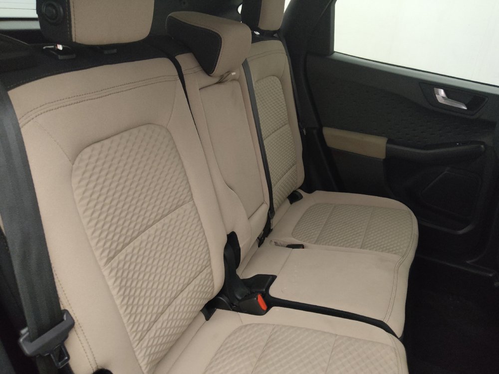 Used 2020 Ford Escape SE FWD image 19
