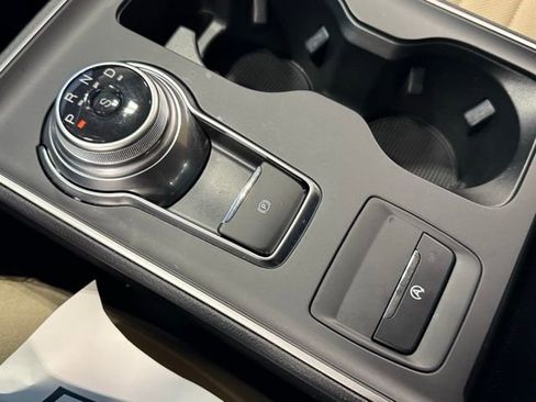 Used 2024 Ford Edge SE image 23