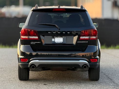 Used 2016 Dodge Journey Crossroad w/ Popular Equipment Group AWD/4WD image 4