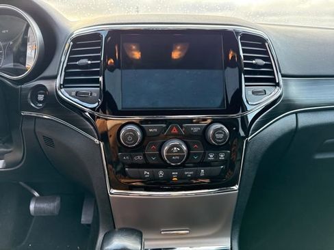 Used 2021 Jeep Grand Cherokee Limited w/ Premium Lighting Group image 10