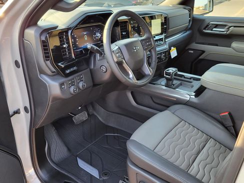 New 2026 Chevrolet Silverado 1500 ZR2 w/ Dark Appearance Package image 13