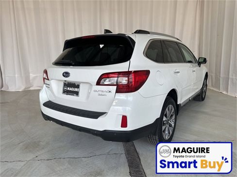 Used 2017 Subaru Outback 3.6R Touring image 26