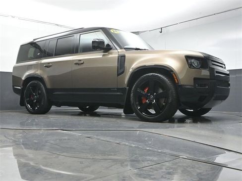 Used 2024 Land Rover Defender 130 X image 40