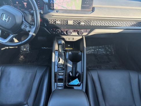 Used 2023 Honda Accord Touring image 16