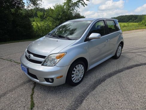 Used 2006 Scion xA FWD image 19